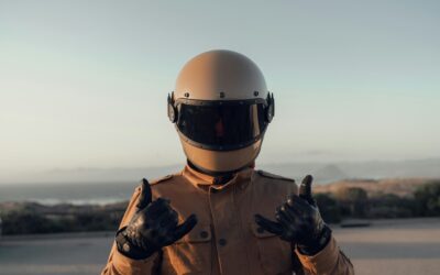 World’s third motorcycle maker offers CarPlay to riders through partnership between VNC Automotive and Enovation Controls